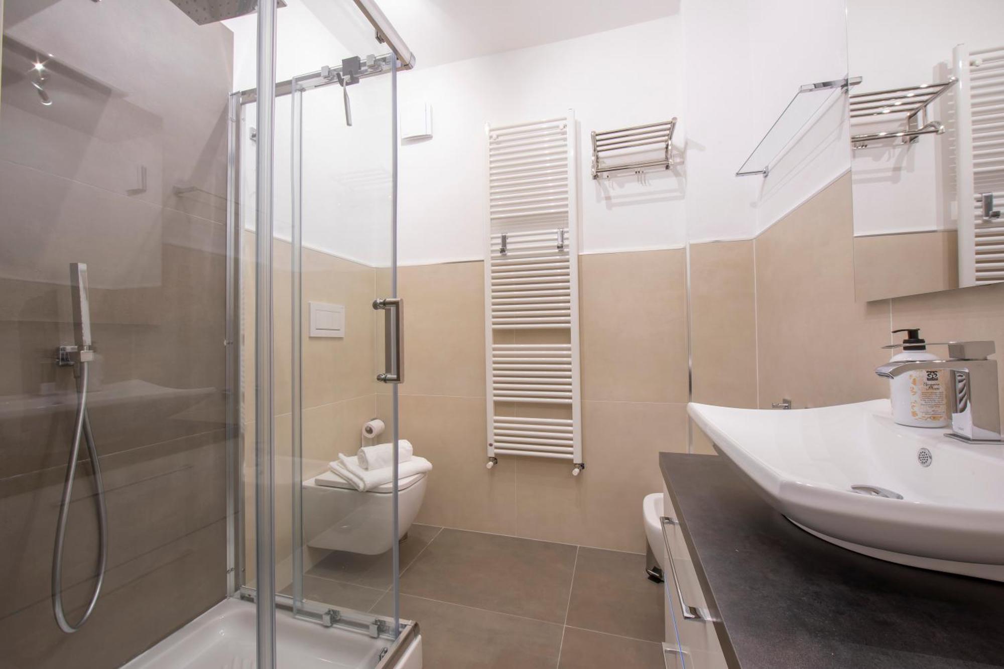 Menaggio Palphi Apartment Luaran gambar