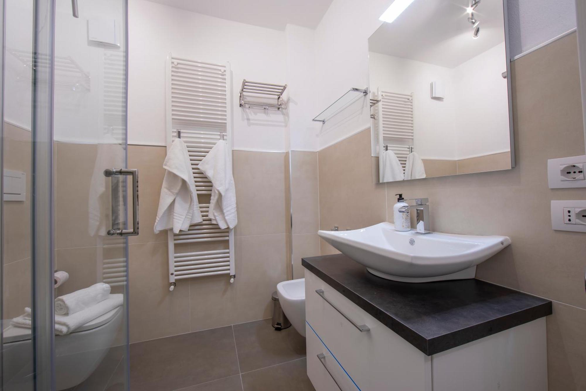 Menaggio Palphi Apartment Luaran gambar